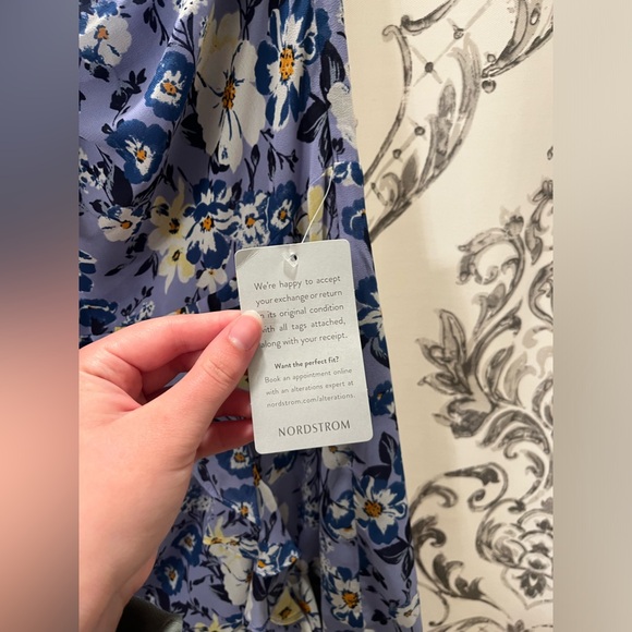 Astr dress - Picture 6 of 7